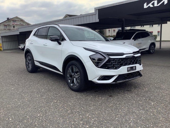 First vehicle image
