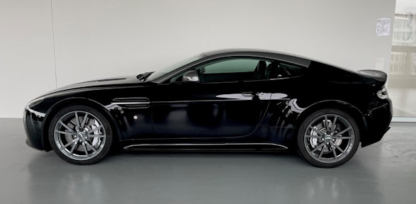 ASTON MARTIN V8 Vantage Coupé 4.7 N430 Sportshift 2
