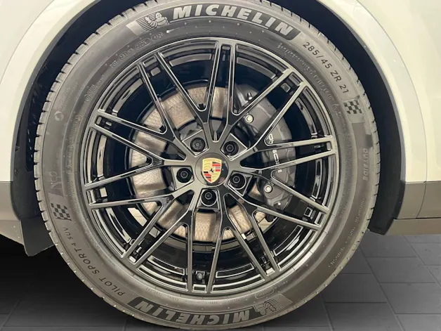 Porsche Cayenne E-Hybrid Coupé