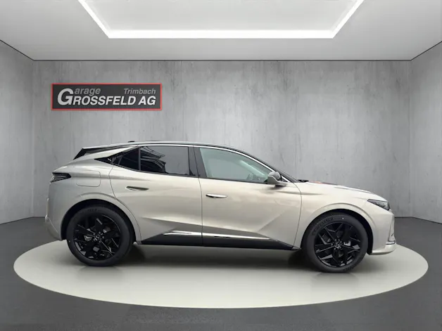 DS Automobiles 4 1.2 Hybrid Ligne Noire