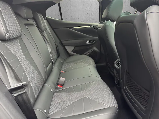 DS Automobiles 4 1.2 Hybrid Ligne Noire