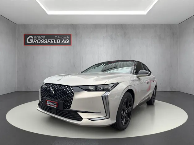DS Automobiles 4 1.2 Hybrid Ligne Noire