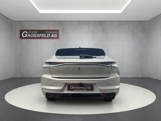 DS Automobiles 4 1.2 Hybrid Ligne Noire
