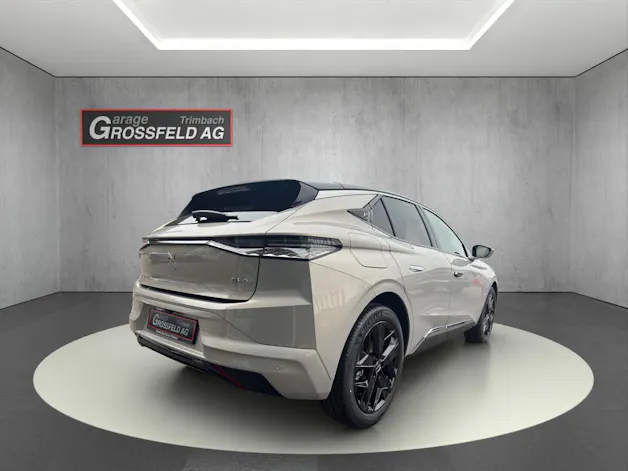 DS Automobiles 4 1.2 Hybrid Ligne Noire