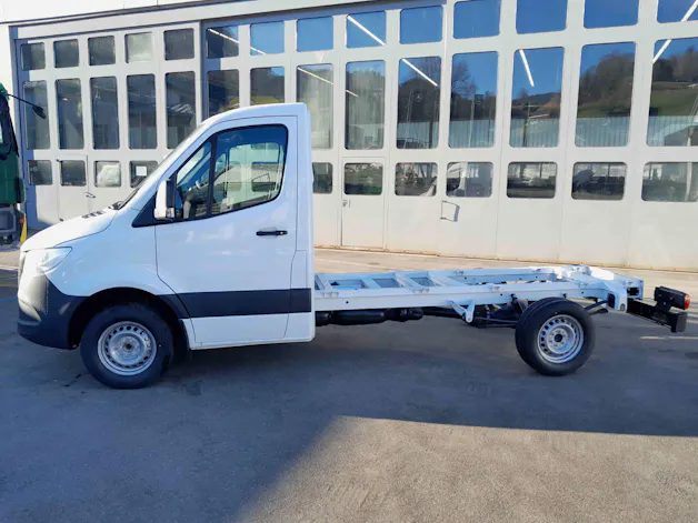 Mercedes-Benz Sprinter 317 CDI PRO CH S 4x2