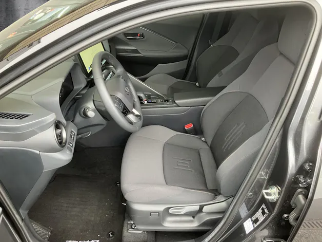 Toyota C-HR 2.0 HEV Trend 4x4
