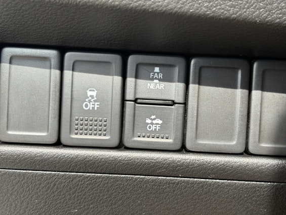 Vehicle image 38
