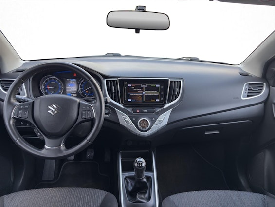 Vehicle image 12