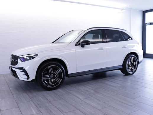MERCEDES-BENZ GLC 220 d AMG Line 4matic 1