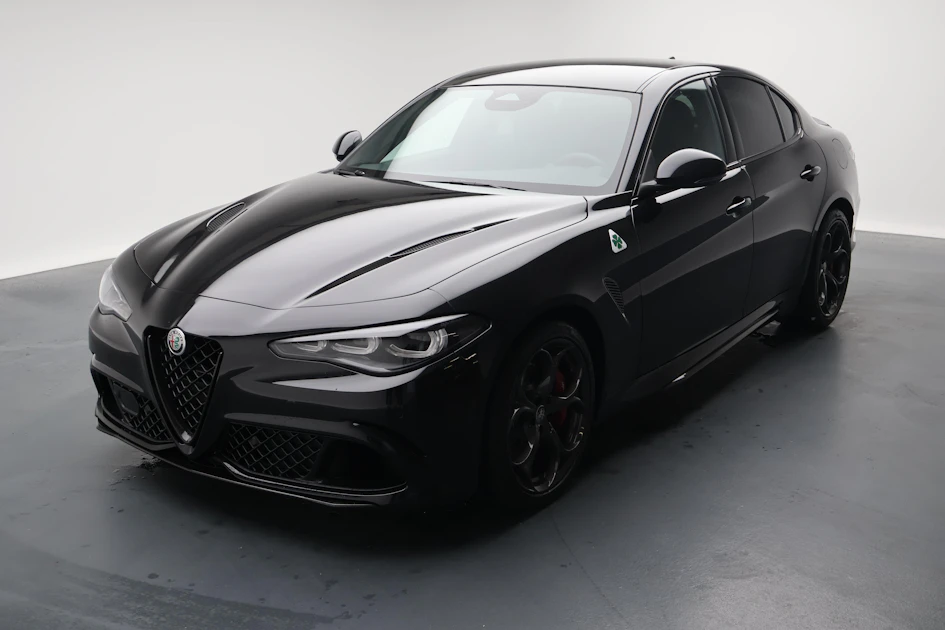 Alfa Romeo Giulia 2.9 V6 Biturbo Quadrifoglio Neu CHF 114’600.– | Carmarket