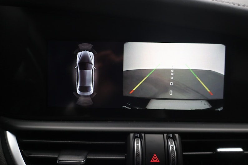 Vehicle image ALFA ROMEO Giulia