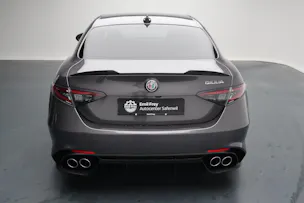 Alfa Romeo Giulia 2.9 V6 Biturbo Quadrifoglio