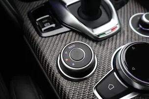 Alfa Romeo Giulia 2.9 V6 Biturbo Quadrifoglio