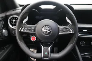 Alfa Romeo Stelvio 2.9 V6 Biturbo Q4 Quadrifoglio