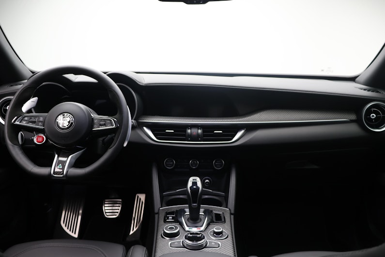 Vehicle image ALFA ROMEO STELVIO