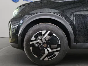 Peugeot 2008 1.2 Hybrid Allure Premium