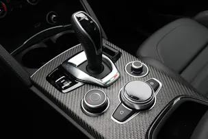 Alfa Romeo Stelvio 2.9 V6 Biturbo Q4 Quadrifoglio