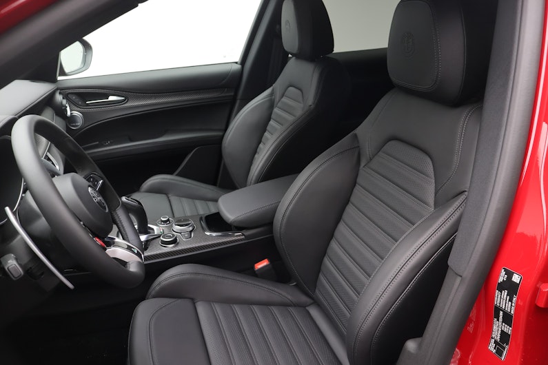 Vehicle image ALFA ROMEO STELVIO