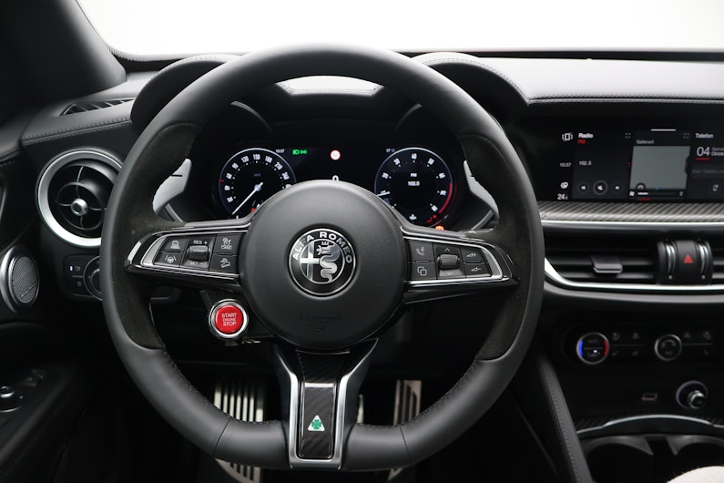 Vehicle image ALFA ROMEO STELVIO