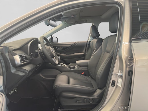 SUBARU Outback 2.5i 30th Anniversary Edition 1