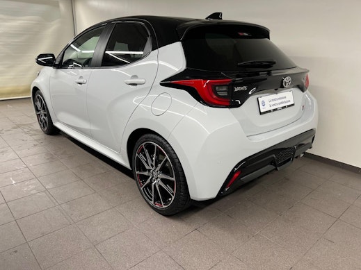 TOYOTA Yaris 1.5 VVT-i HSD GR Sport 3