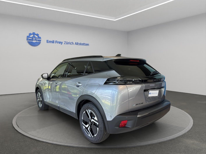 Vehicle image PEUGEOT 2008