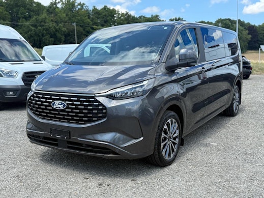 FORD Tourneo C Bus 340 L2 2.5 Duratec 233 Titanium X PHEV 0