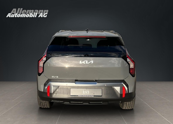 Vehicle image 4 Vehicle image 4