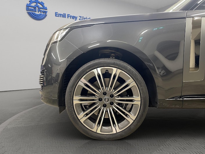 Vehicle image LAND ROVER RANGE ROVER