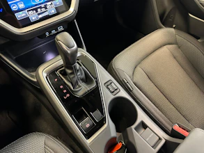 https://vehicle.imgix.net/3837340/82b2bff9-ee78-491c-a2b9-cc5a64af99e1.jpg