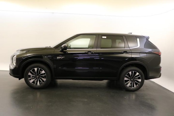 MITSUBISHI Outlander 2.4 PHEV Invite 4x4 2
