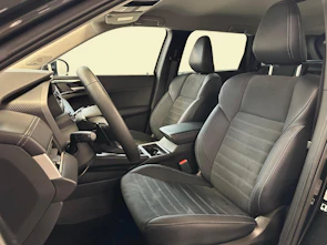 image du véhicule MITSUBISHI Outlander 2.4 PHEV Invite 4x4