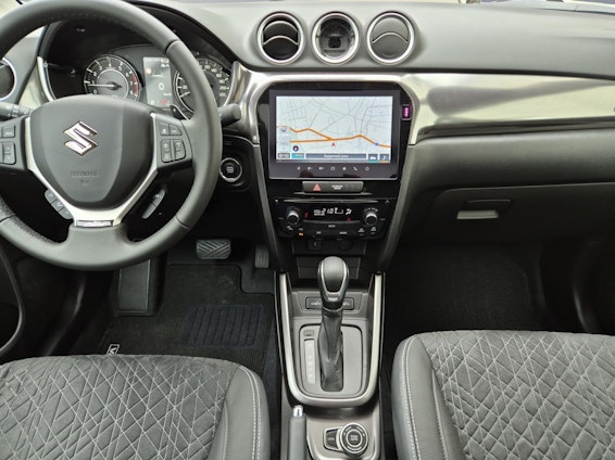 Vehicle image 13