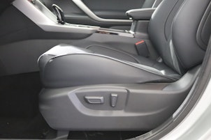 Vehicle image MITSUBISHI Eclipse Cross 2.4 PHEV Intense 4x4