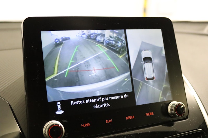 Vehicle image MITSUBISHI ECLIPSE CROSS