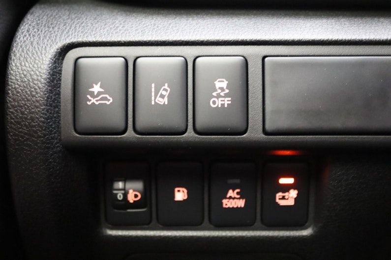 Vehicle image MITSUBISHI ECLIPSE CROSS