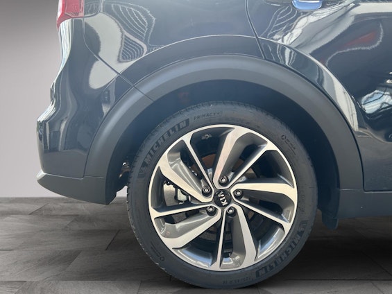 Vehicle image 22 Vehicle image 22