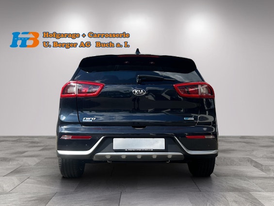 Vehicle image 4 Vehicle image 4