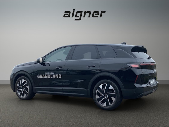 Vehicle image 2 Vehicle image 2