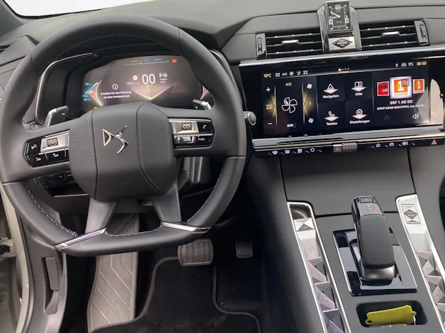 DS Automobiles 7 1.6 E-Tense Rivoli 4x4
