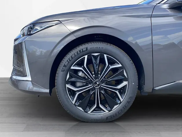 DS Automobiles 4 1.6 E-Tense Opéra