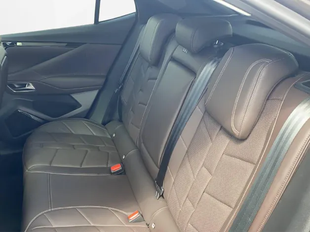 DS Automobiles 4 1.6 E-Tense Opéra