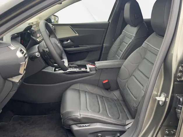 Citroën C5 X 1.6 PureTech Shine Pack