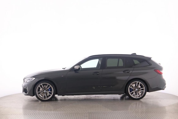 BMW M340i xDrive Touring 3