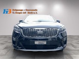 First vehicle image
