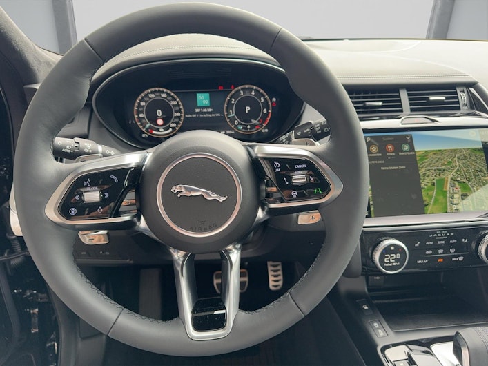 Vehicle image JAGUAR E-PACE