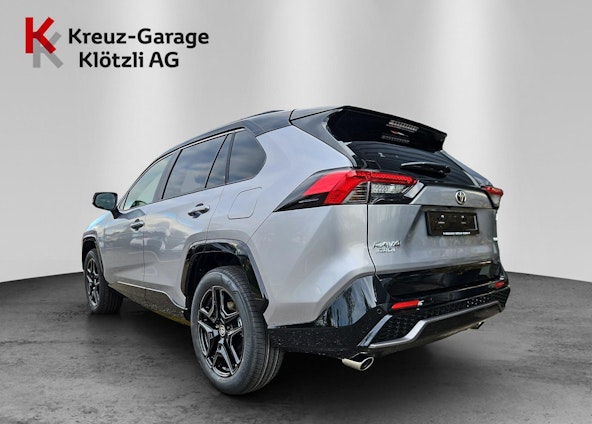 Vehicle image 4 Vehicle image 4