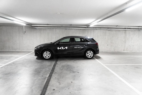 Vehicle image 3 Vehicle image 3