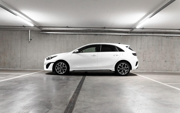 Vehicle image 3 Vehicle image 3