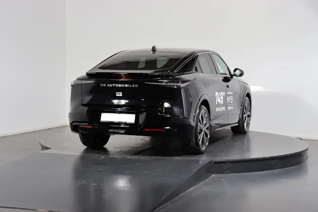 DS Automobiles No8 E-Tense Étoile 4x4
